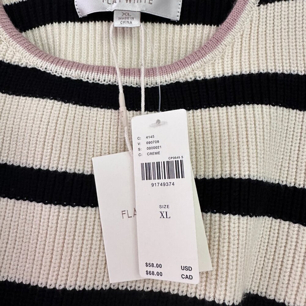 Flat White Knit Crop top and shorts - Picture 5 of 5
